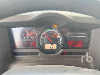 Тягач RENAULT Premium Lander
