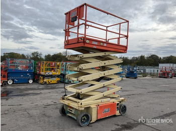 Ножничный подъемник JLG