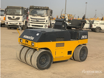 Пневмоколесный каток KOMATSU