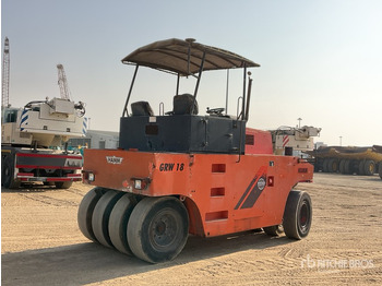 Пневмоколесный каток 2001 Hamm GRW18 8 Wheel Pneumatic Roller: фото 3