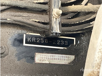 Короткобазный кран KATO