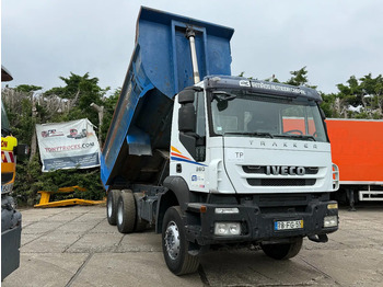 Самосвал IVECO Trakker