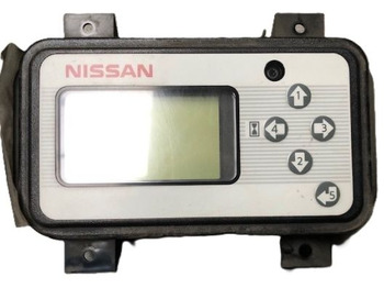 Приборная панель NISSAN