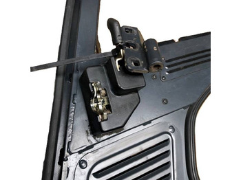 Дверь и запчасти для Погрузочно-разгрузочной техники Door Right for Linde /388/: фото 4 Дверь и запчасти для Погрузочно-разгрузочной техники Door Right for Linde /388/: фото 4