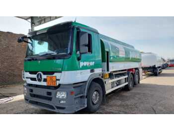 : фото в шапке страницы