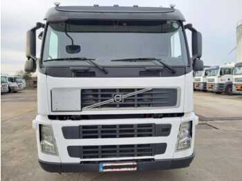 Грузовик-цистерна Volvo FMFH: фото 5