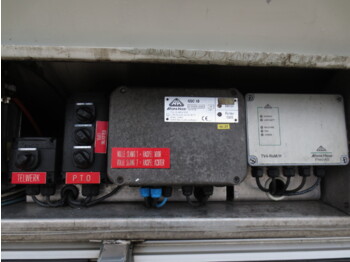 Грузовик-цистерна Volvo FMFH: фото 4