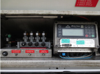 Грузовик-цистерна Volvo FMFH: фото 5