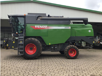 Зерноуборочный комбайн FENDT