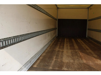 Грузовик с закрытым кузовом Mercedes-Benz Atego 1323 + EURO 6 + LIFT: фото 5