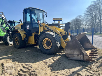 Колёсный погрузчик NEW HOLLAND