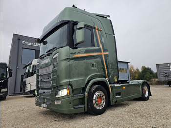 Тягач SCANIA S 500