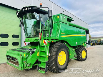 Зерноуборочный комбайн JOHN DEERE W660
