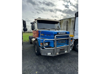 Тягач SCANIA T143