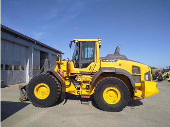 Колёсный погрузчик VOLVO L120H