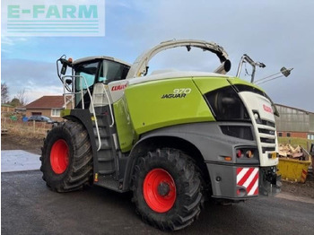 Кормоуборочный комбайн CLAAS Jaguar 970