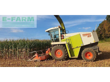 Кормоуборочный комбайн CLAAS Jaguar