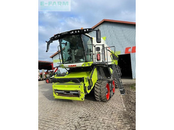 Зерноуборочный комбайн CLAAS Lexion 8700