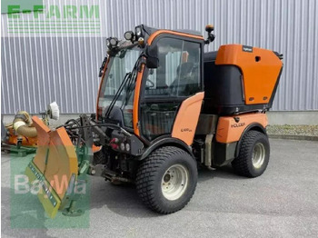 Трактор HOLDER