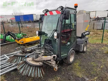 : фото в шапке страницы