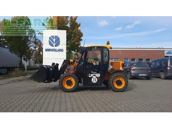 Телескопический погрузчик JCB