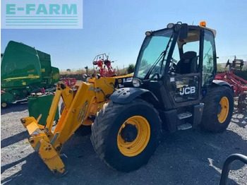 Телескопический погрузчик JCB