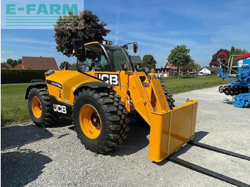 Телескопический погрузчик JCB