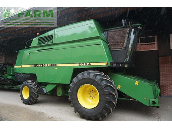 Зерноуборочный комбайн JOHN DEERE 2064