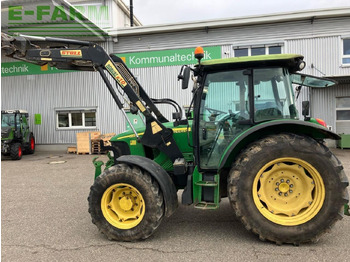 Трактор JOHN DEERE 5820