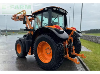Трактор John Deere 6120m: фото 3