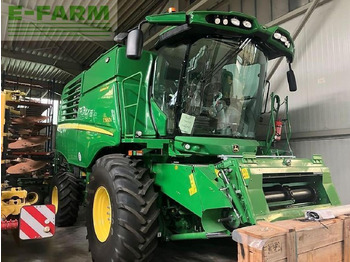 Зерноуборочный комбайн JOHN DEERE T560
