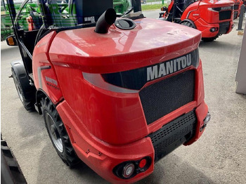 Мини-экскаватор MANITOU