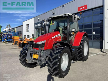 Трактор MASSEY FERGUSON 5611
