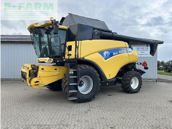 Зерноуборочный комбайн NEW HOLLAND CR980