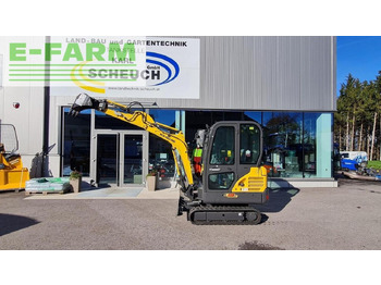 Мини-экскаватор NEW HOLLAND