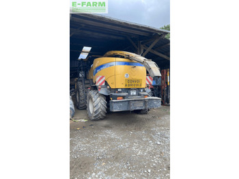 Кормоуборочный комбайн NEW HOLLAND FR9060