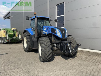 Трактор NEW HOLLAND T8