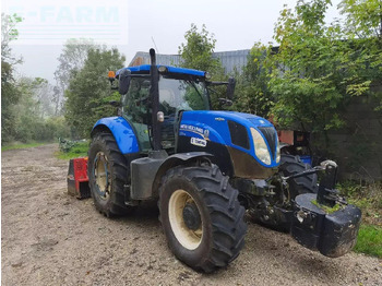Трактор NEW HOLLAND T7.200