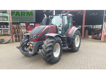 Трактор VALTRA T174