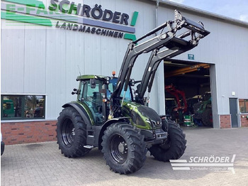 Трактор VALTRA