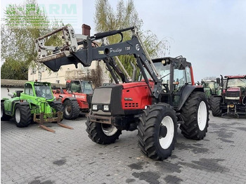 Трактор VALTRA 8000