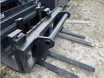 Вилы MANITOU