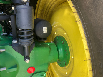 Трактор John Deere 6175M: фото 5
