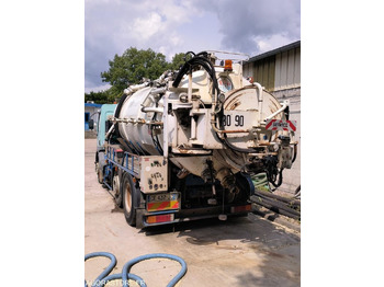 Ассенизатор Hydrocureur HUWER RENAULT 24 T CE432JC (VENTE UNIQUEMENT EXPORT): фото 4