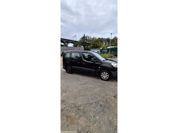 Легковой автомобиль PEUGEOT