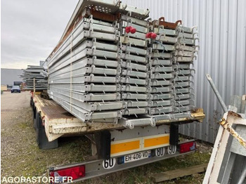 : фото в шапке страницы