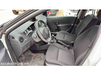 Легковой автомобиль RENAULT CLIO 3 - 197 915 Kms - 2013-CW-655-QY: фото 5