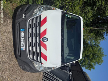 Малотоннажный самосвал RENAULT Master