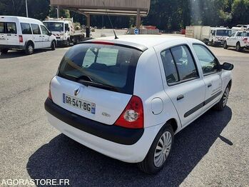 Хэтчбек Renault CLIO: фото 5 Хэтчбек Renault CLIO: фото 5