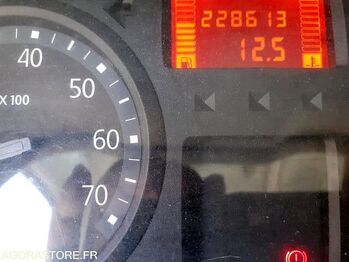 Хэтчбек Renault CLIO: фото 3 Хэтчбек Renault CLIO: фото 3